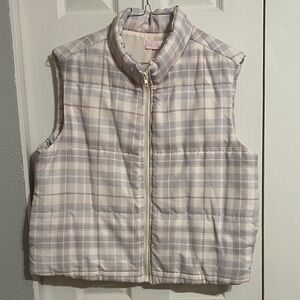 Pink Lily Plaid Puffer Vest in Cream and Gray